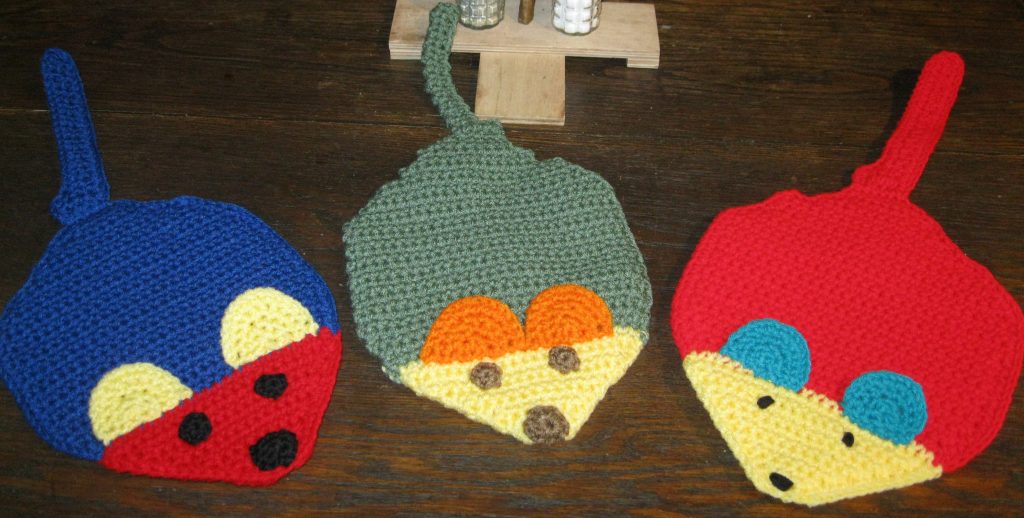 Crocheted Mouse Hot Pads