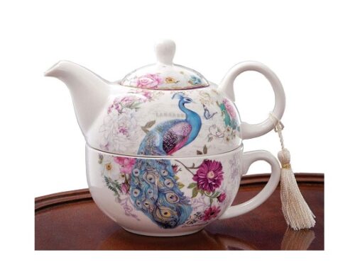 Stacked Teapots are Perfect Tea for One sets